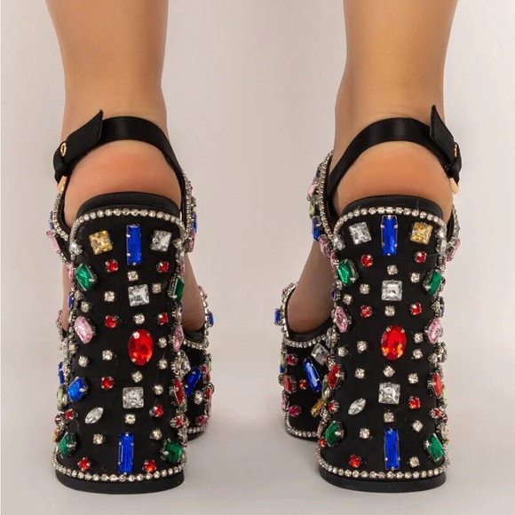 Azalea Wang ‘Wouldn’t Change A Thing’ Chunky Sandal - Picture 4 of 4